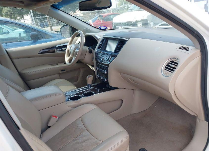 Photo 5 of 2015 Nissan Pathfinder PLATINUM/S/SL/SV (VIN 5N1AR2MN3FC635664)
