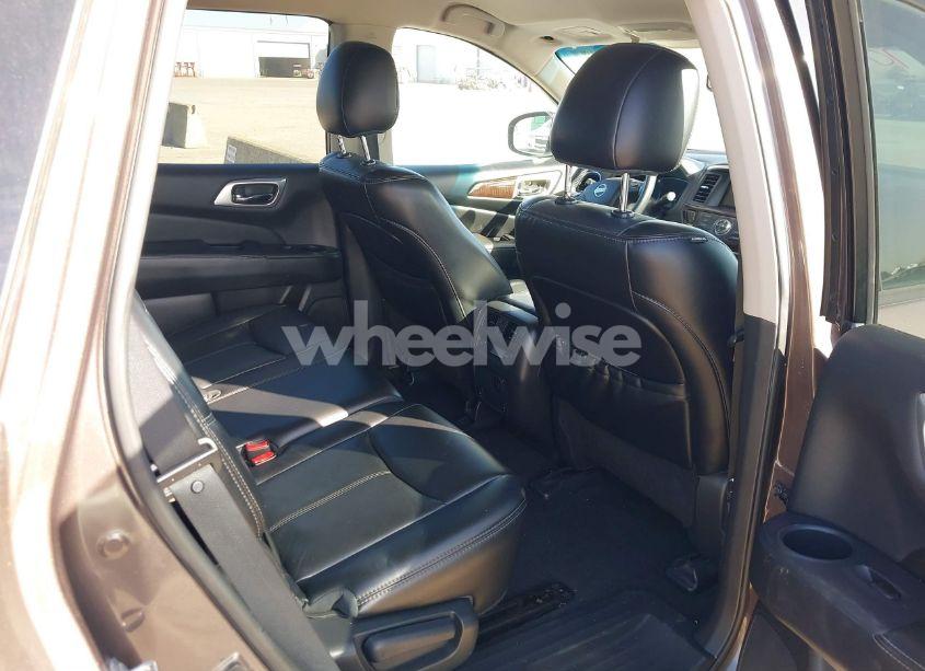 Photo 8 of 2015 Nissan Pathfinder SL (VIN 5N1AR2MN3FC673704)
