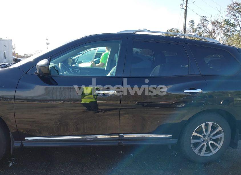 Photo 14 of 2015 Nissan Pathfinder SL (VIN 5N1AR2MN3FC684220)