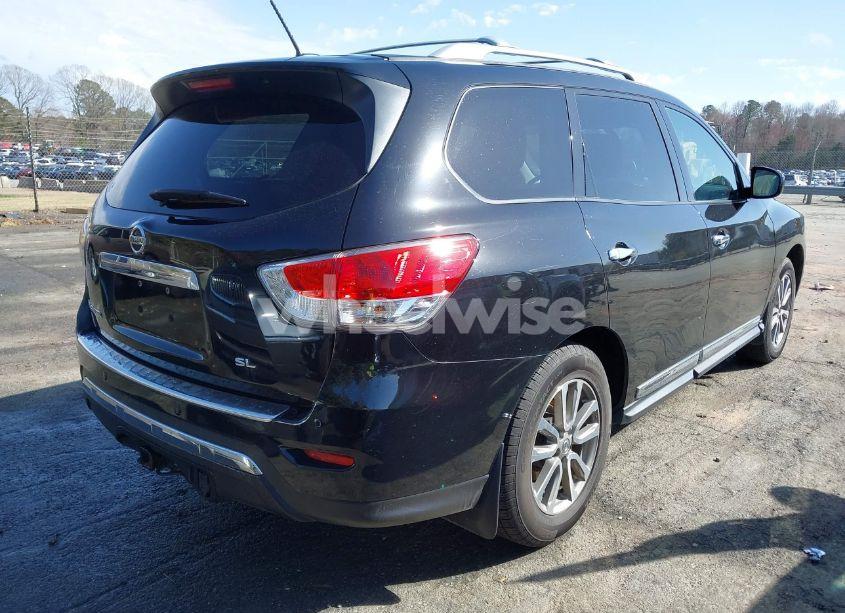 Photo 4 of 2015 Nissan Pathfinder SL (VIN 5N1AR2MN3FC684220)
