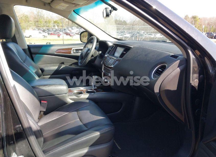 Photo 5 of 2015 Nissan Pathfinder SL (VIN 5N1AR2MN3FC684220)