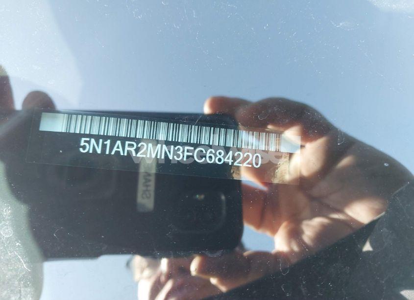 Photo 9 of 2015 Nissan Pathfinder SL (VIN 5N1AR2MN3FC684220)