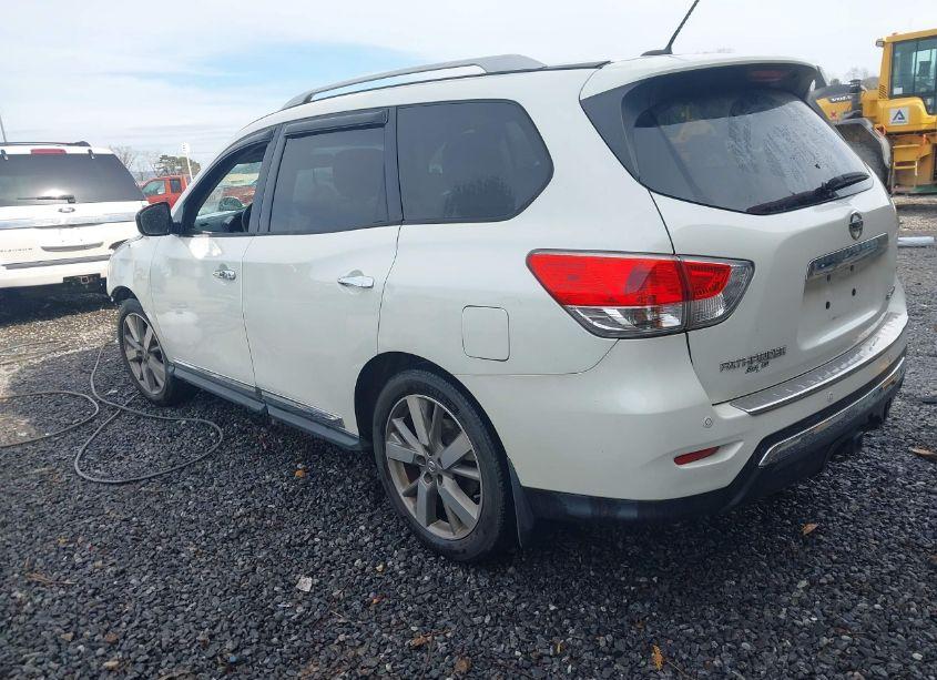 Photo 3 of 2015 Nissan Pathfinder PLATINUM (VIN 5N1AR2MN3FC704319)