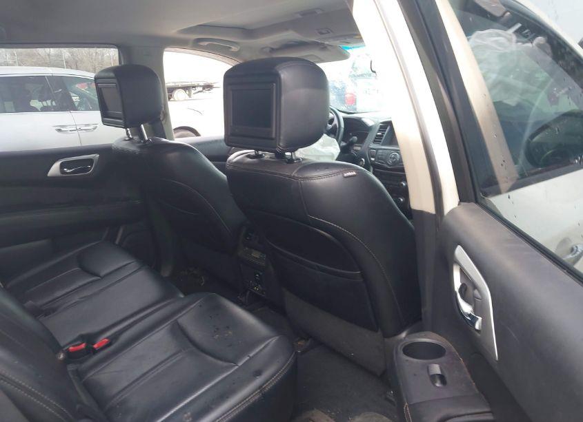 Photo 8 of 2015 Nissan Pathfinder PLATINUM (VIN 5N1AR2MN3FC704319)
