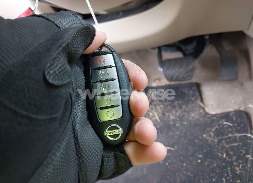 Photo 11 of 2015 Nissan Pathfinder SL (VIN 5N1AR2MN3FC704904)