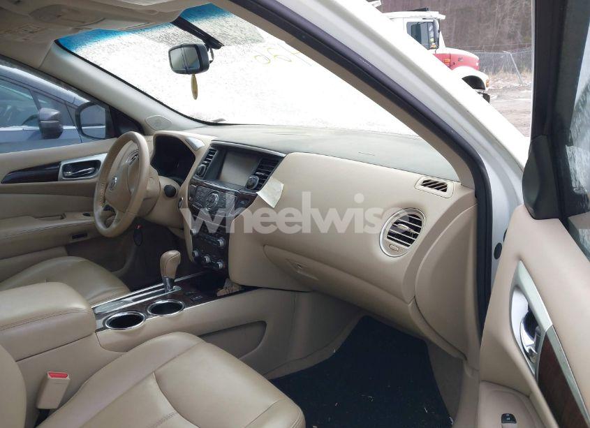 Photo 5 of 2015 Nissan Pathfinder SL (VIN 5N1AR2MN3FC704904)