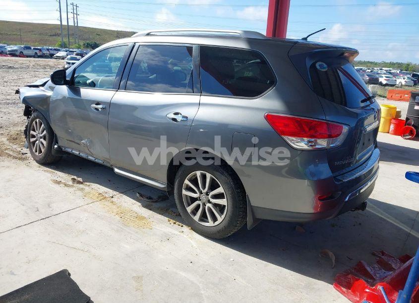 Photo 3 of 2015 Nissan Pathfinder S (VIN 5N1AR2MN3FC716163)