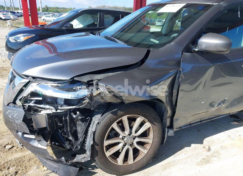 Photo 6 of 2015 Nissan Pathfinder S (VIN 5N1AR2MN3FC716163)