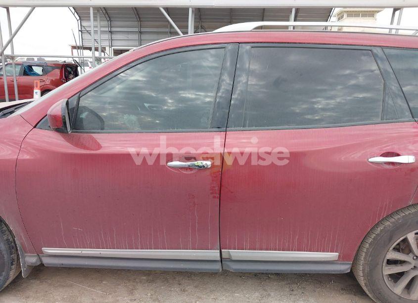 Photo 14 of 2016 Nissan Pathfinder SL (VIN 5N1AR2MN3GC615710)