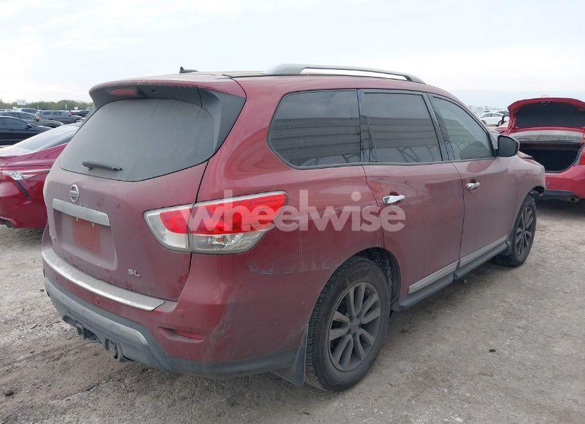 Photo 4 of 2016 Nissan Pathfinder SL (VIN 5N1AR2MN3GC615710)