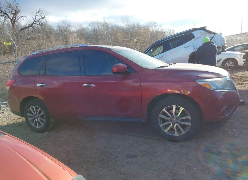 Photo 13 of 2016 Nissan Pathfinder PLATINUM/S/SL/SV (VIN 5N1AR2MN3GC639828)