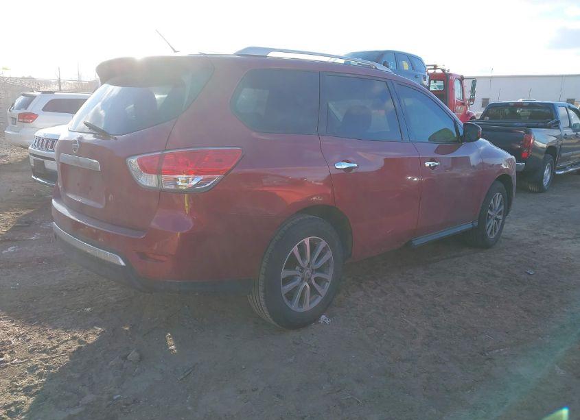 Photo 4 of 2016 Nissan Pathfinder PLATINUM/S/SL/SV (VIN 5N1AR2MN3GC639828)