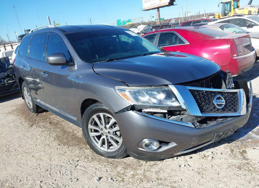 2016 Nissan Pathfinder SL (VIN 5N1AR2MN3GC664695) main photo