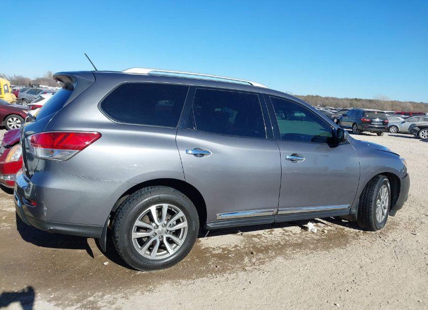 Photo 13 of 2016 Nissan Pathfinder SL (VIN 5N1AR2MN3GC664695)