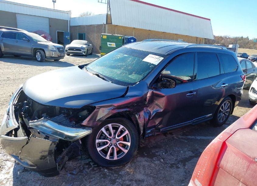 Photo 14 of 2016 Nissan Pathfinder SL (VIN 5N1AR2MN3GC664695)