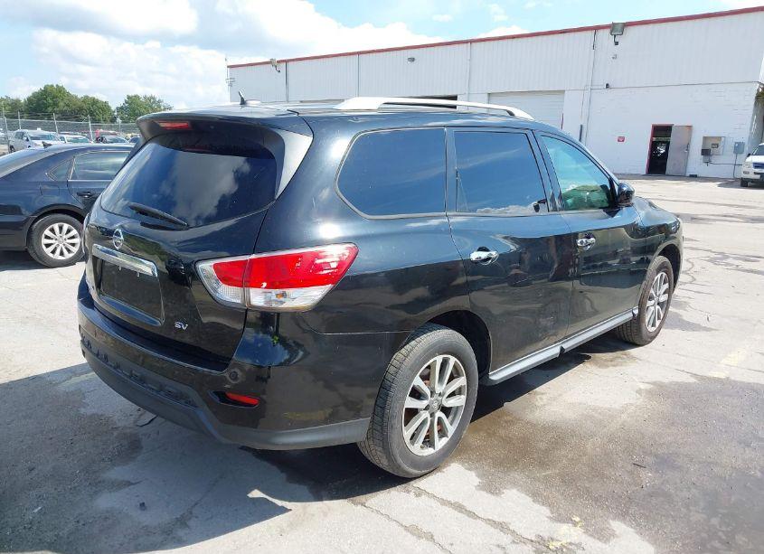 Photo 4 of 2013 Nissan Pathfinder SV (VIN 5N1AR2MN4DC600810)