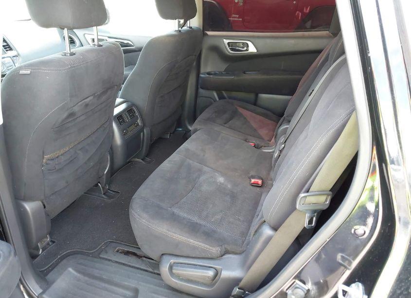 Photo 8 of 2013 Nissan Pathfinder SV (VIN 5N1AR2MN4DC600810)