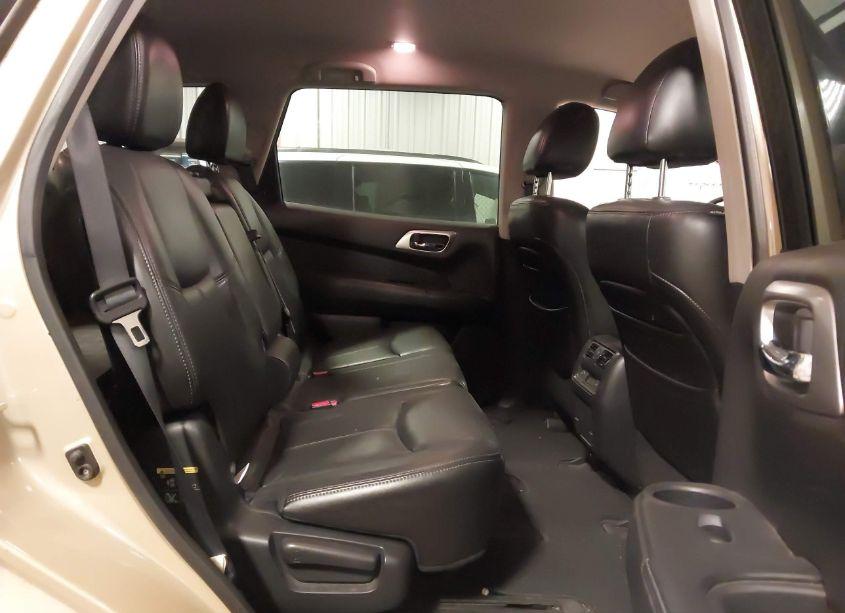 Photo 8 of 2013 Nissan Pathfinder SL (VIN 5N1AR2MN4DC641292)