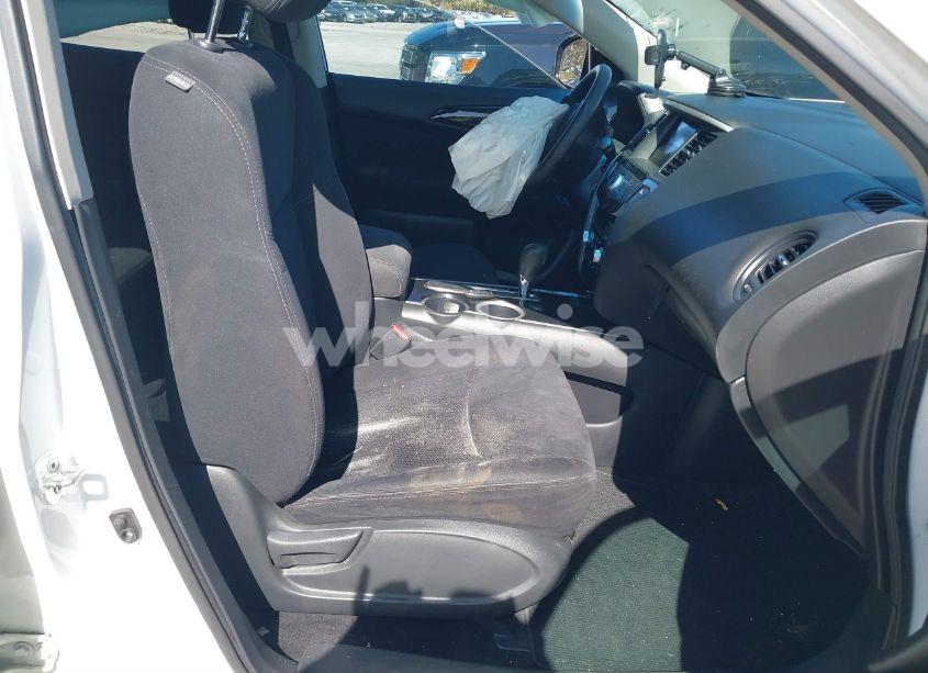 Photo 5 of 2013 Nissan Pathfinder S (VIN 5N1AR2MN4DC642202)