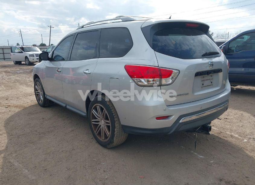 Photo 3 of 2013 Nissan Pathfinder SV (VIN 5N1AR2MN4DC662997)