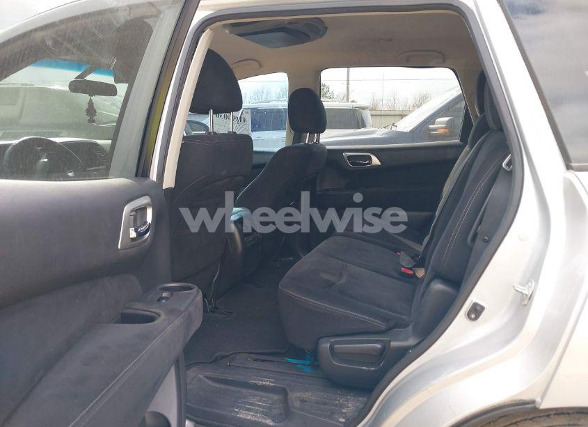 Photo 8 of 2013 Nissan Pathfinder SV (VIN 5N1AR2MN4DC662997)