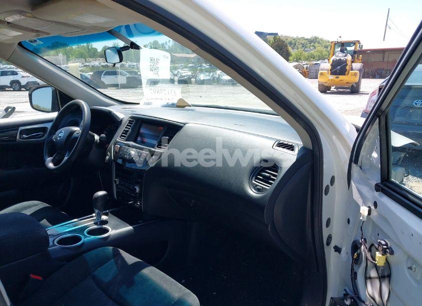 Photo 5 of 2013 Nissan Pathfinder S (VIN 5N1AR2MN4DC673952)