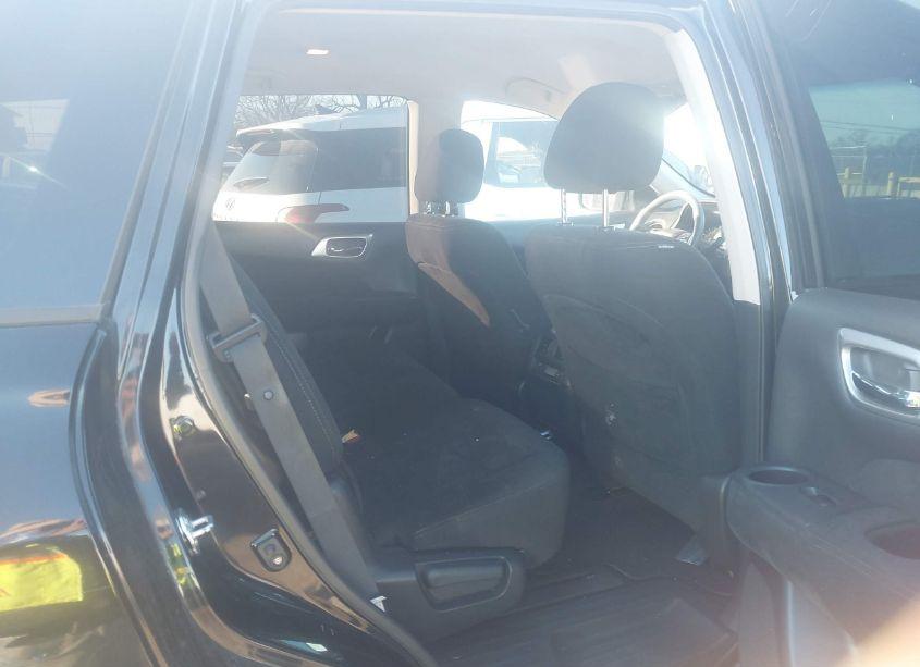 Photo 8 of 2014 Nissan Pathfinder S (VIN 5N1AR2MN4EC604499)