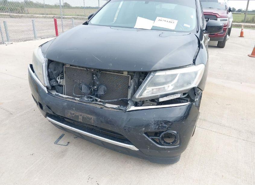 Photo 12 of 2014 Nissan Pathfinder SV (VIN 5N1AR2MN4EC624798)