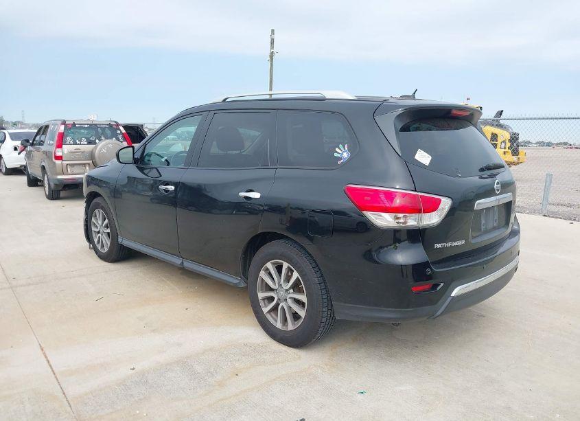 Photo 3 of 2014 Nissan Pathfinder SV (VIN 5N1AR2MN4EC624798)