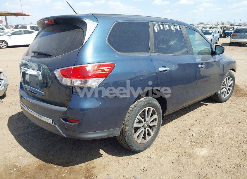 Photo 4 of 2014 Nissan Pathfinder S (VIN 5N1AR2MN4EC630794)