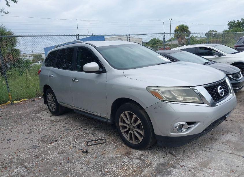 2014 Nissan Pathfinder SL (VIN 5N1AR2MN4EC646123) main photo