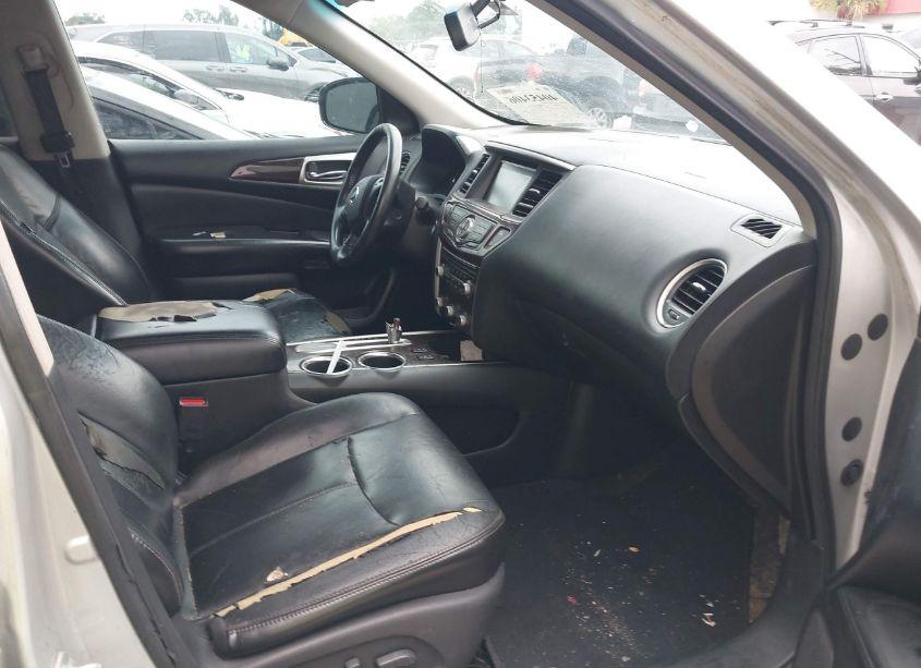 Photo 5 of 2014 Nissan Pathfinder SL (VIN 5N1AR2MN4EC646123)