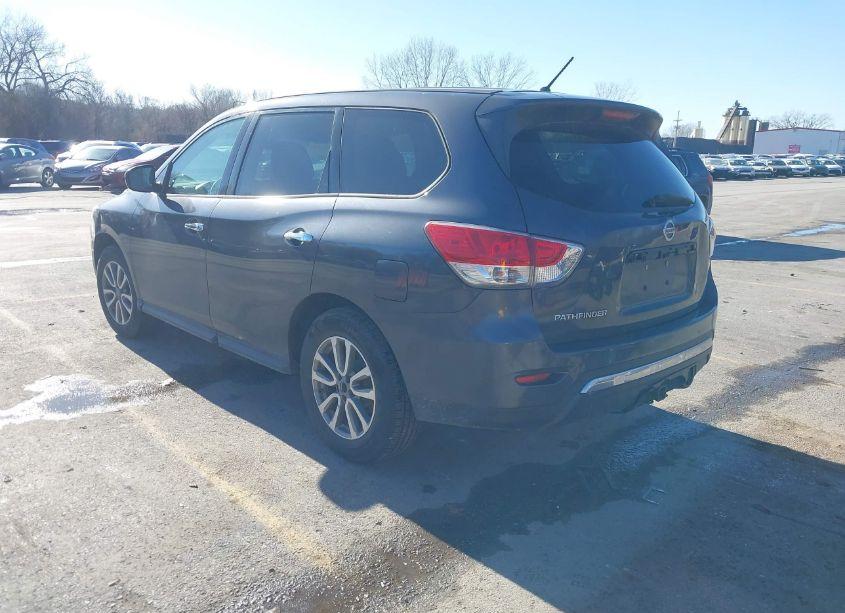 Photo 3 of 2014 Nissan Pathfinder S (VIN 5N1AR2MN4EC647269)