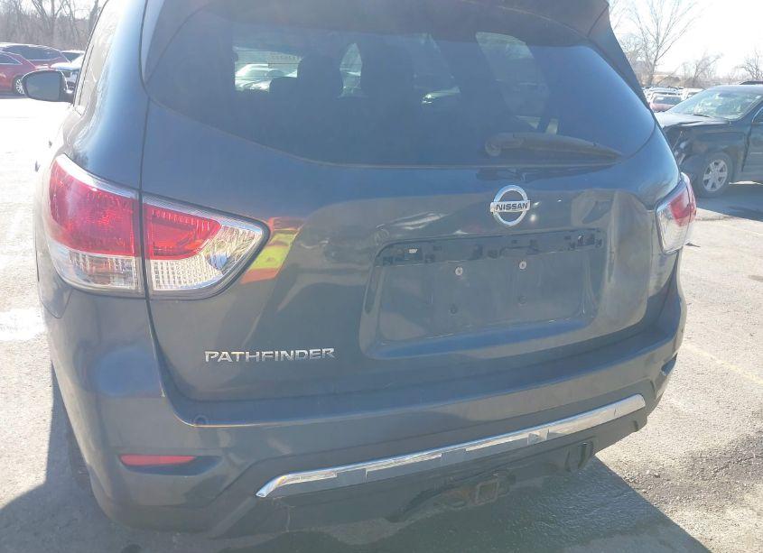 Photo 6 of 2014 Nissan Pathfinder S (VIN 5N1AR2MN4EC647269)