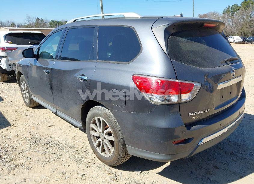 Photo 3 of 2014 Nissan Pathfinder SV (VIN 5N1AR2MN4EC652116)