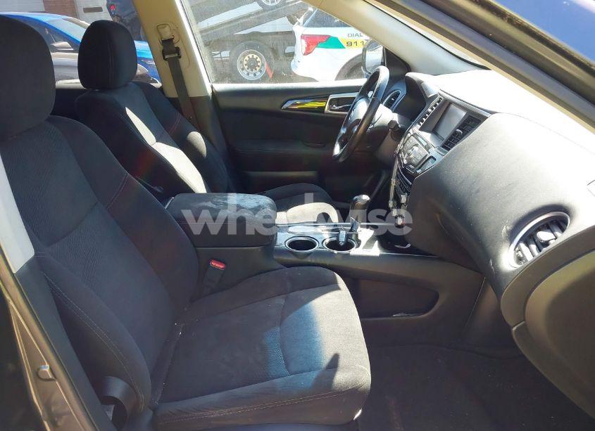 Photo 5 of 2014 Nissan Pathfinder SV (VIN 5N1AR2MN4EC652116)