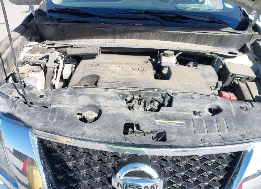 Photo 10 of 2014 Nissan Pathfinder S (VIN 5N1AR2MN4EC700293)