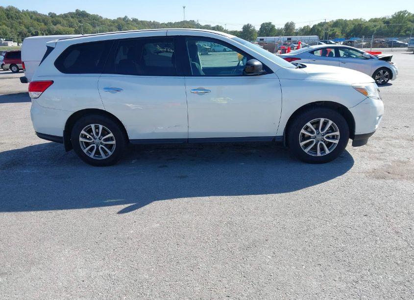 Photo 13 of 2014 Nissan Pathfinder S (VIN 5N1AR2MN4EC700293)