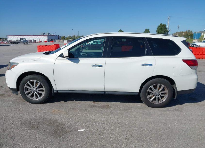 Photo 14 of 2014 Nissan Pathfinder S (VIN 5N1AR2MN4EC700293)