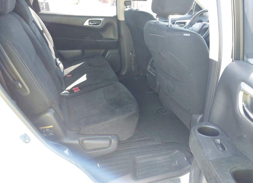 Photo 8 of 2014 Nissan Pathfinder S (VIN 5N1AR2MN4EC700293)