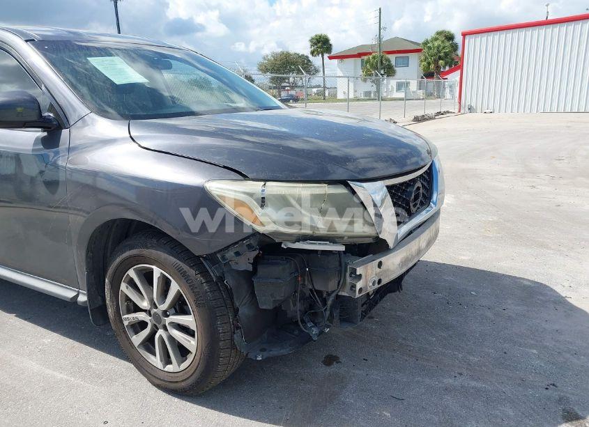 Photo 13 of 2014 Nissan Pathfinder S (VIN 5N1AR2MN4EC703503)