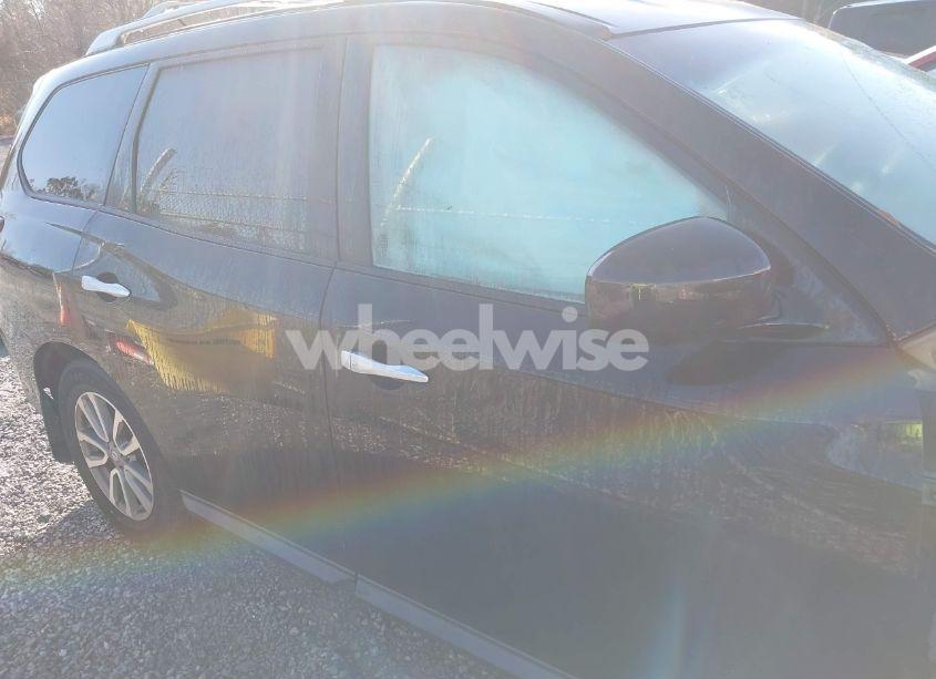 Photo 14 of 2014 Nissan Pathfinder SV (VIN 5N1AR2MN4EC704490)