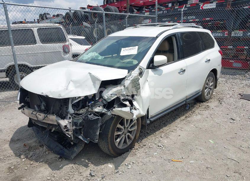 Photo 2 of 2014 Nissan Pathfinder SL (VIN 5N1AR2MN4EC731012)