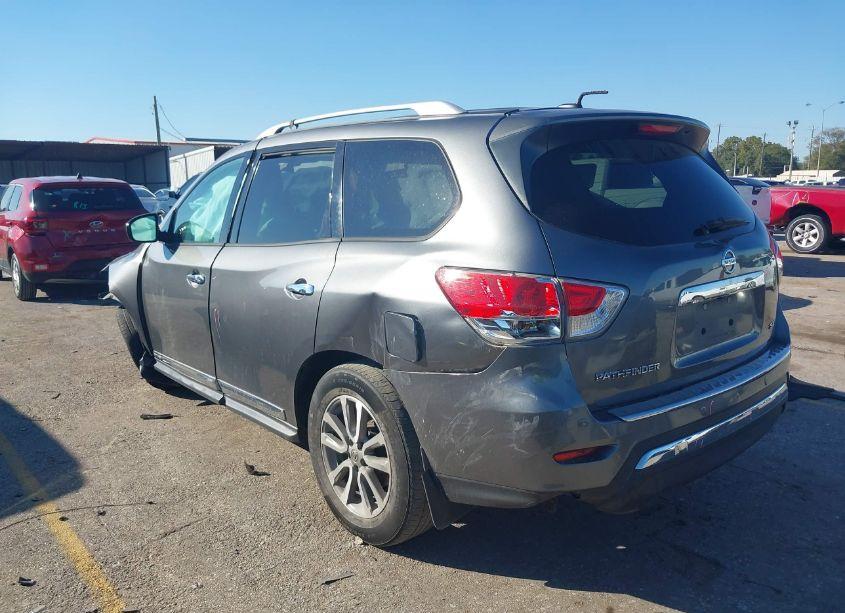 Photo 3 of 2015 Nissan Pathfinder SL (VIN 5N1AR2MN4FC606030)