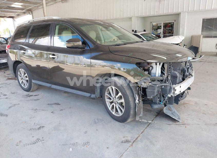 2015 Nissan Pathfinder PLATINUM/S/SL/SV (VIN 5N1AR2MN4FC617934) main photo