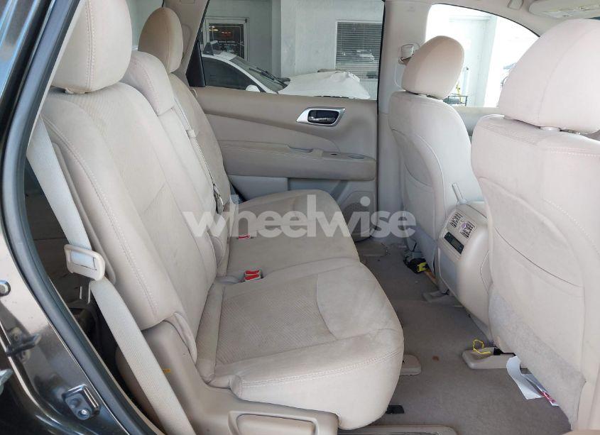 Photo 8 of 2015 Nissan Pathfinder PLATINUM/S/SL/SV (VIN 5N1AR2MN4FC617934)