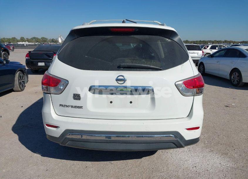 Photo 15 of 2015 Nissan Pathfinder S (VIN 5N1AR2MN4FC679477)