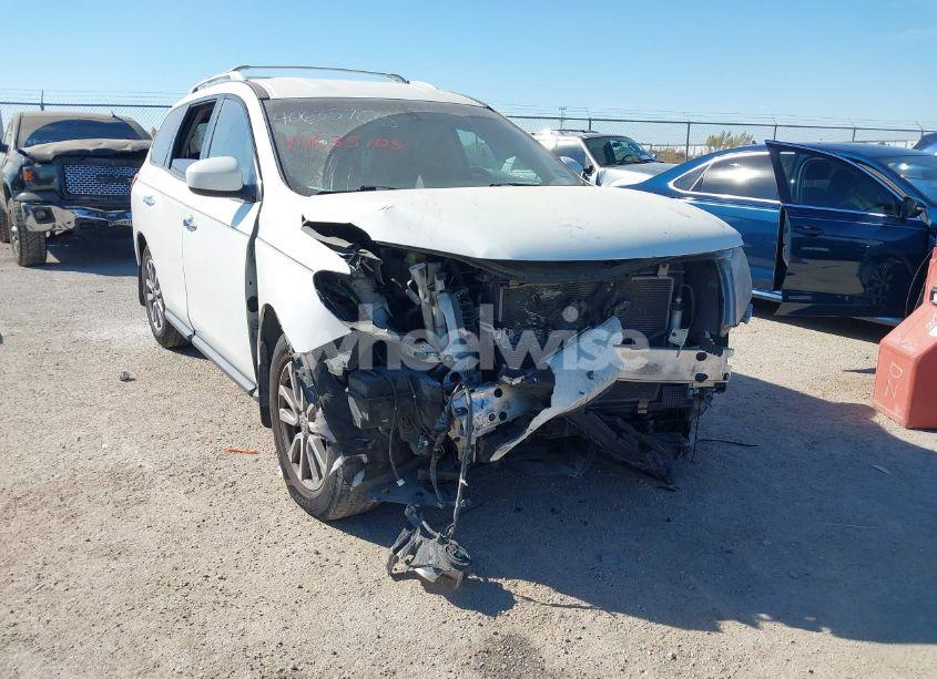 Photo 6 of 2015 Nissan Pathfinder S (VIN 5N1AR2MN4FC679477)