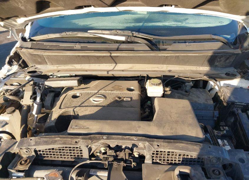 Photo 10 of 2015 Nissan Pathfinder S (VIN 5N1AR2MN4FC681536)