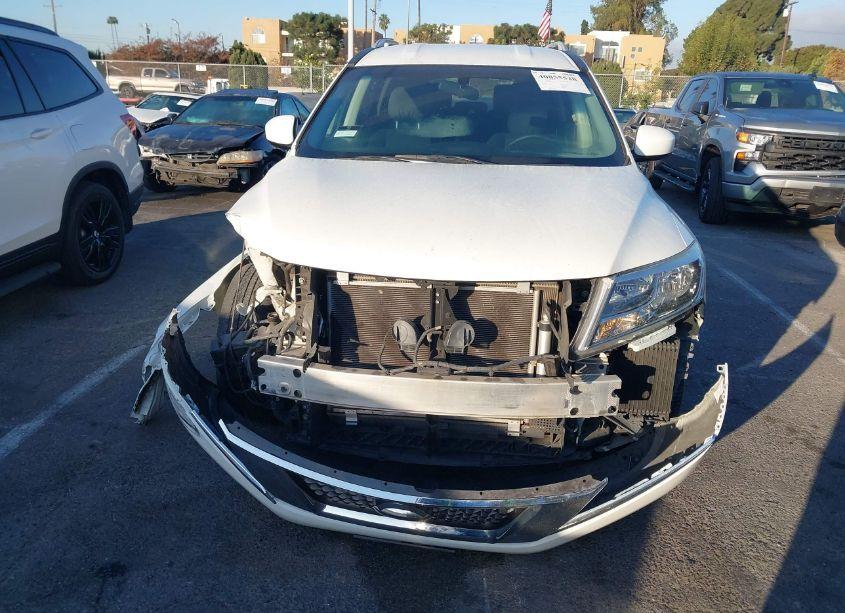 Photo 13 of 2015 Nissan Pathfinder S (VIN 5N1AR2MN4FC681536)